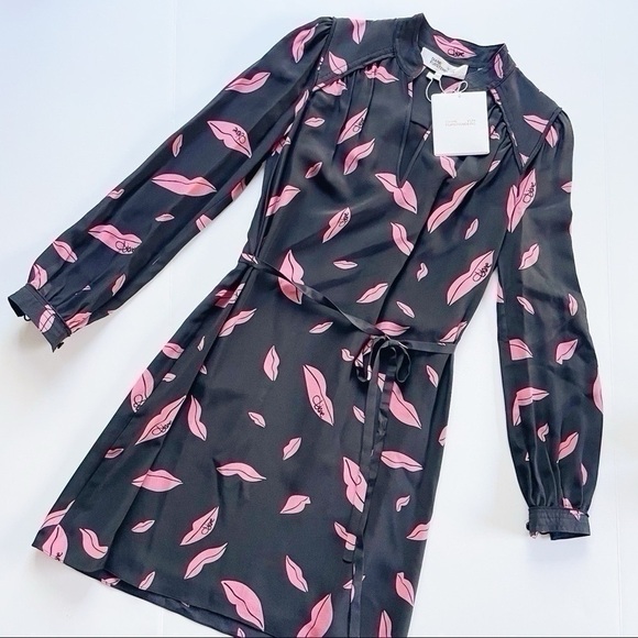 DVF Diane von Furstenberg Falling Lips Tie-Waist Dress - Picture 10 of 12